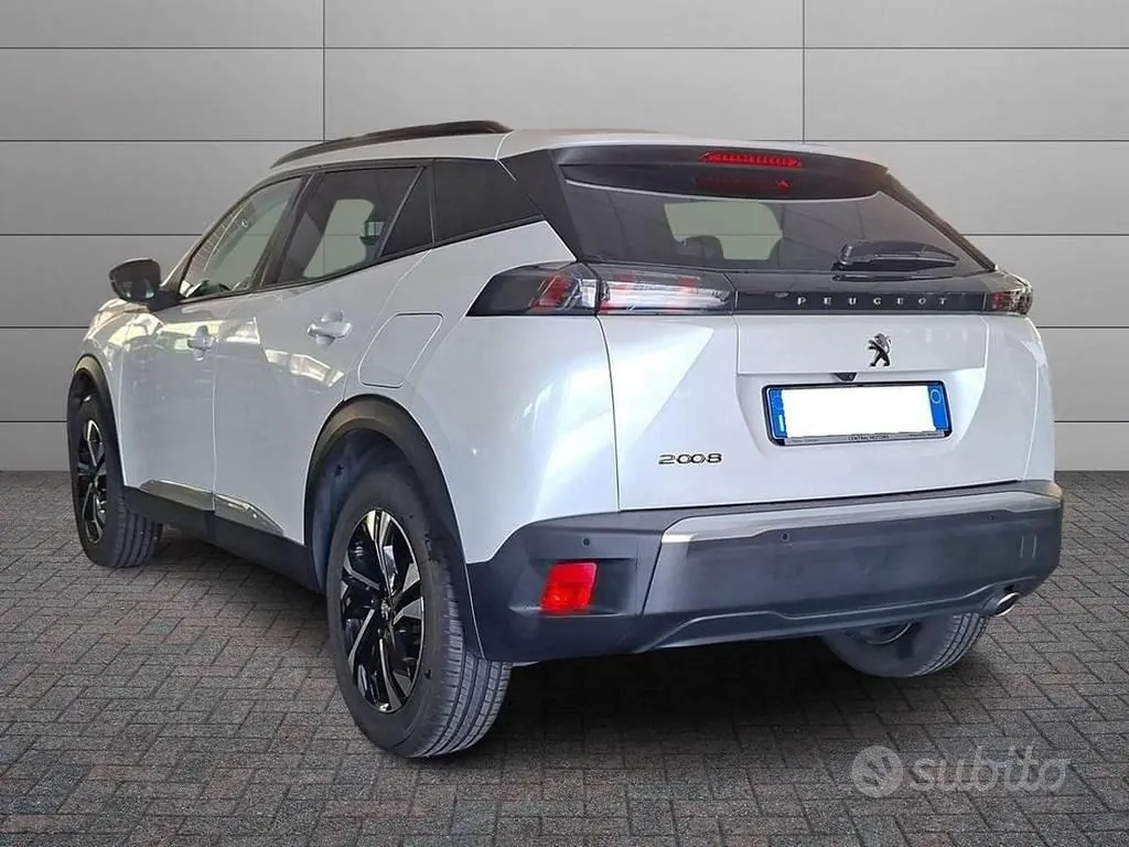 Peugeot 2008 2022 photo 2