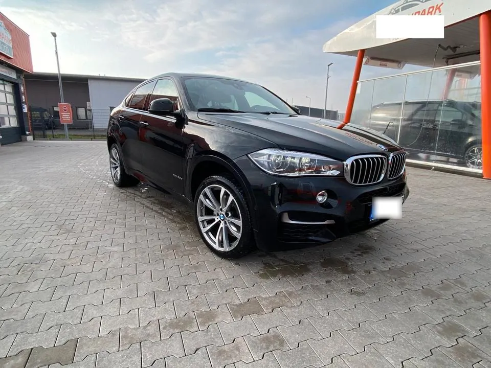 BMW X6