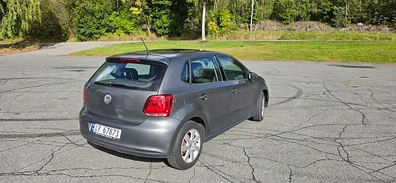 Volkswagen Polo 2010 photo 3