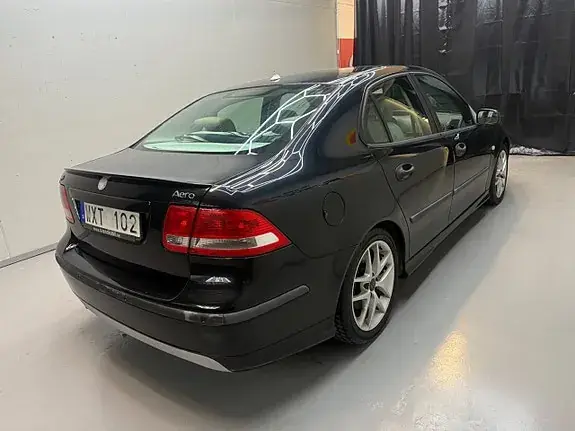 Saab 9-3 2005 photo 2