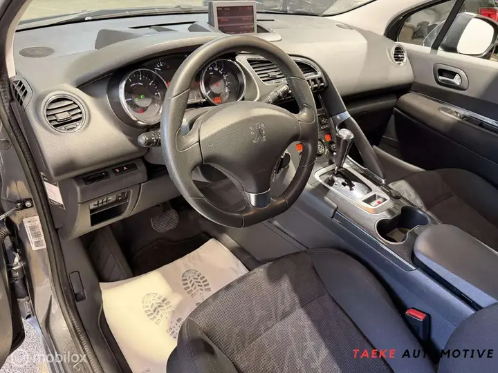 Peugeot 3008 2010 photo 3