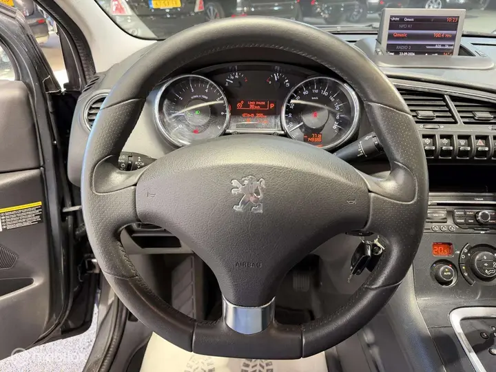 Peugeot 3008 2010 photo 4