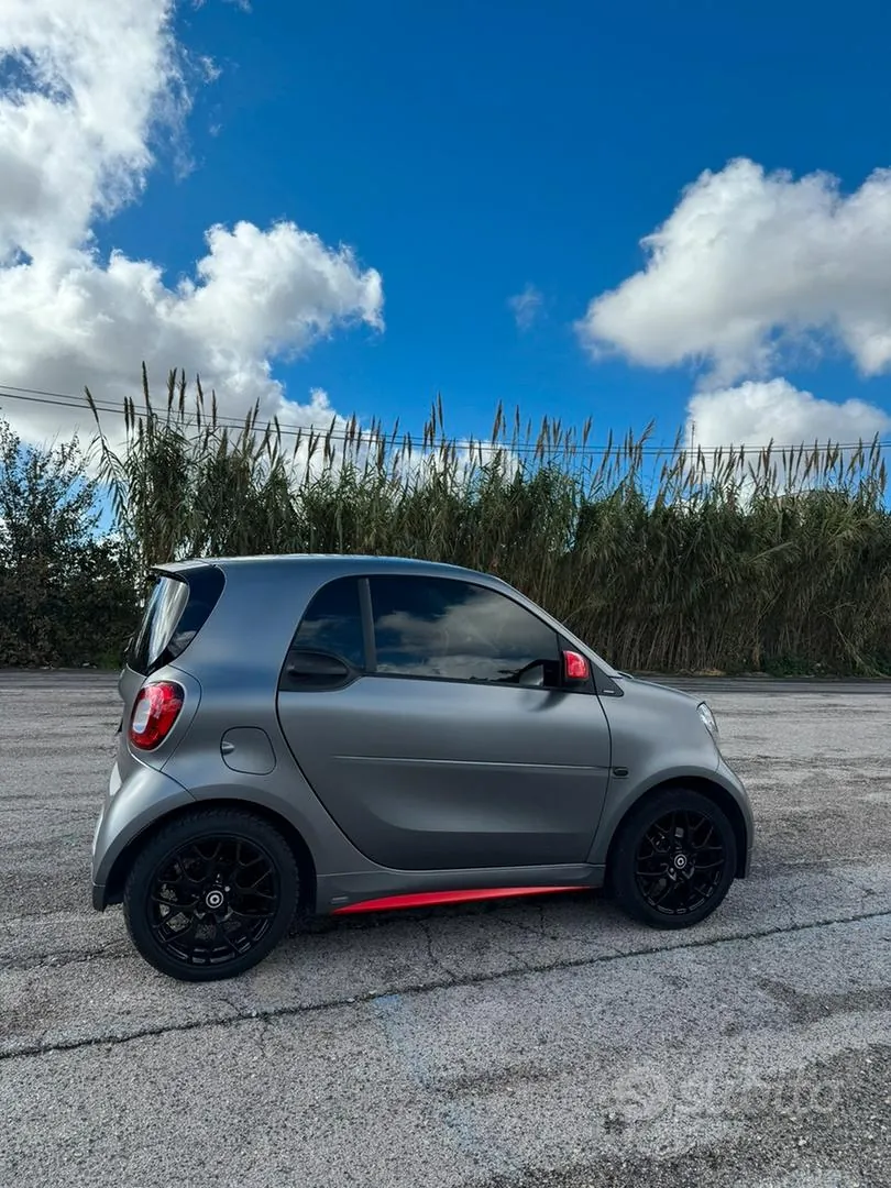 Smart Fortwo 2019 photo 4