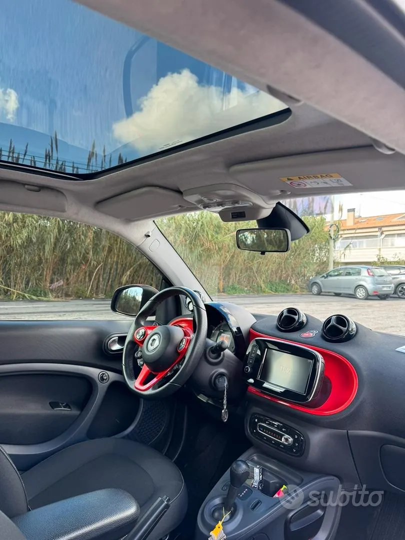 Smart Fortwo 2019 photo 5