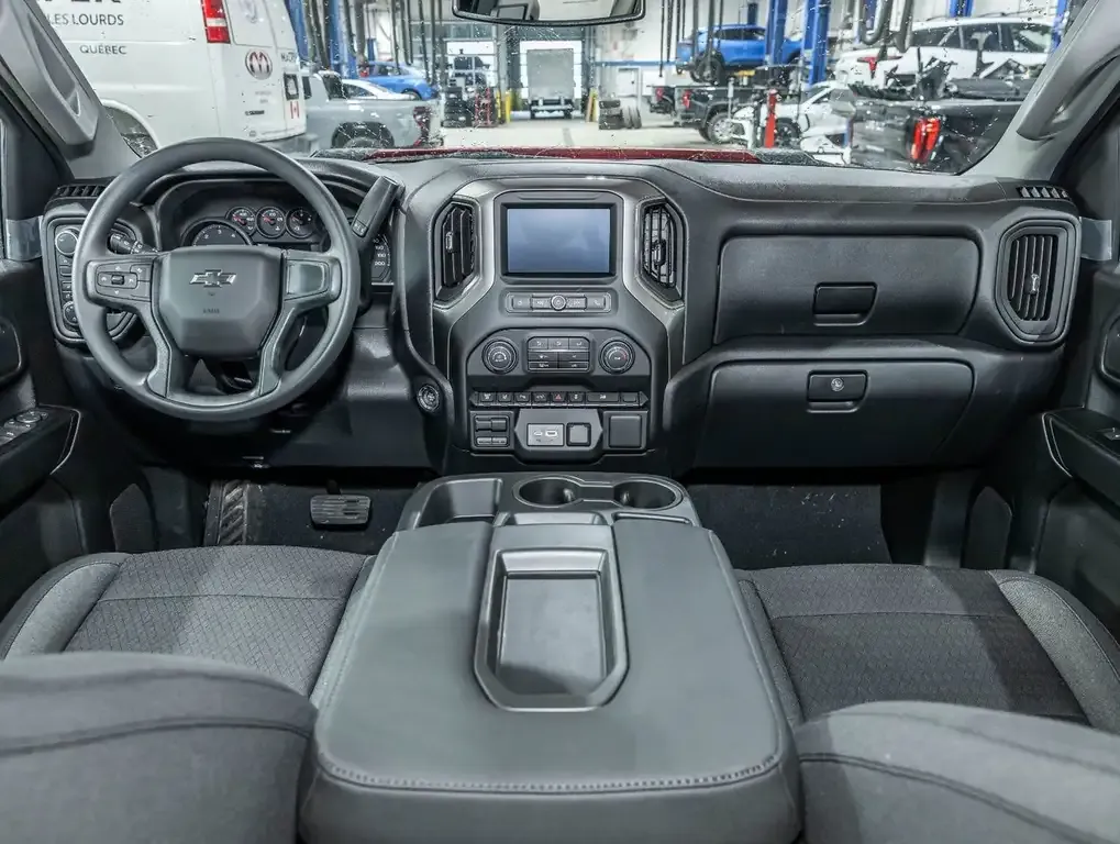 Chevrolet Silverado 2500 2026 photo 4