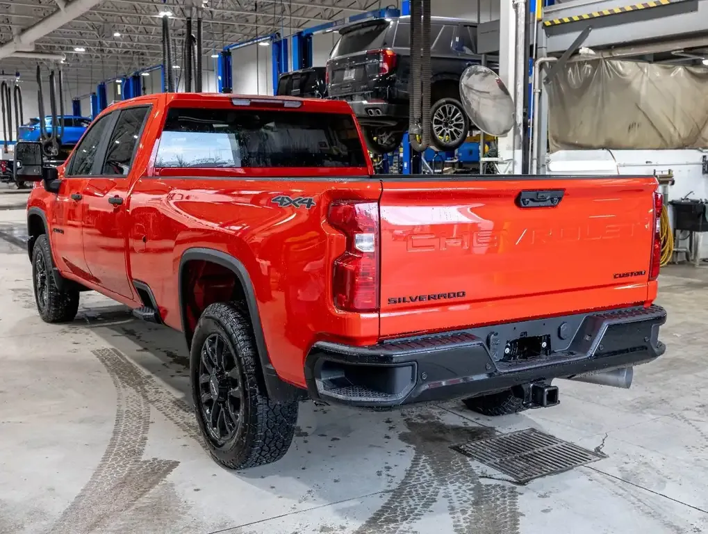Chevrolet Silverado 2500 2026 photo 5
