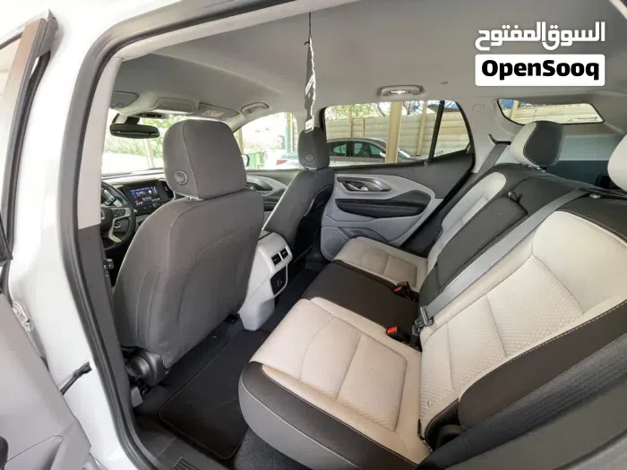 GMC Terrain 2023 photo 3