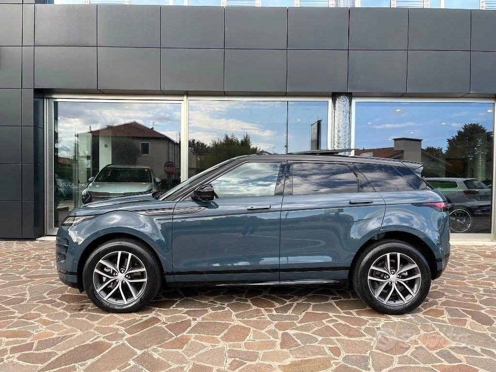 Land Rover Range Rover Evoque 2024 photo 5