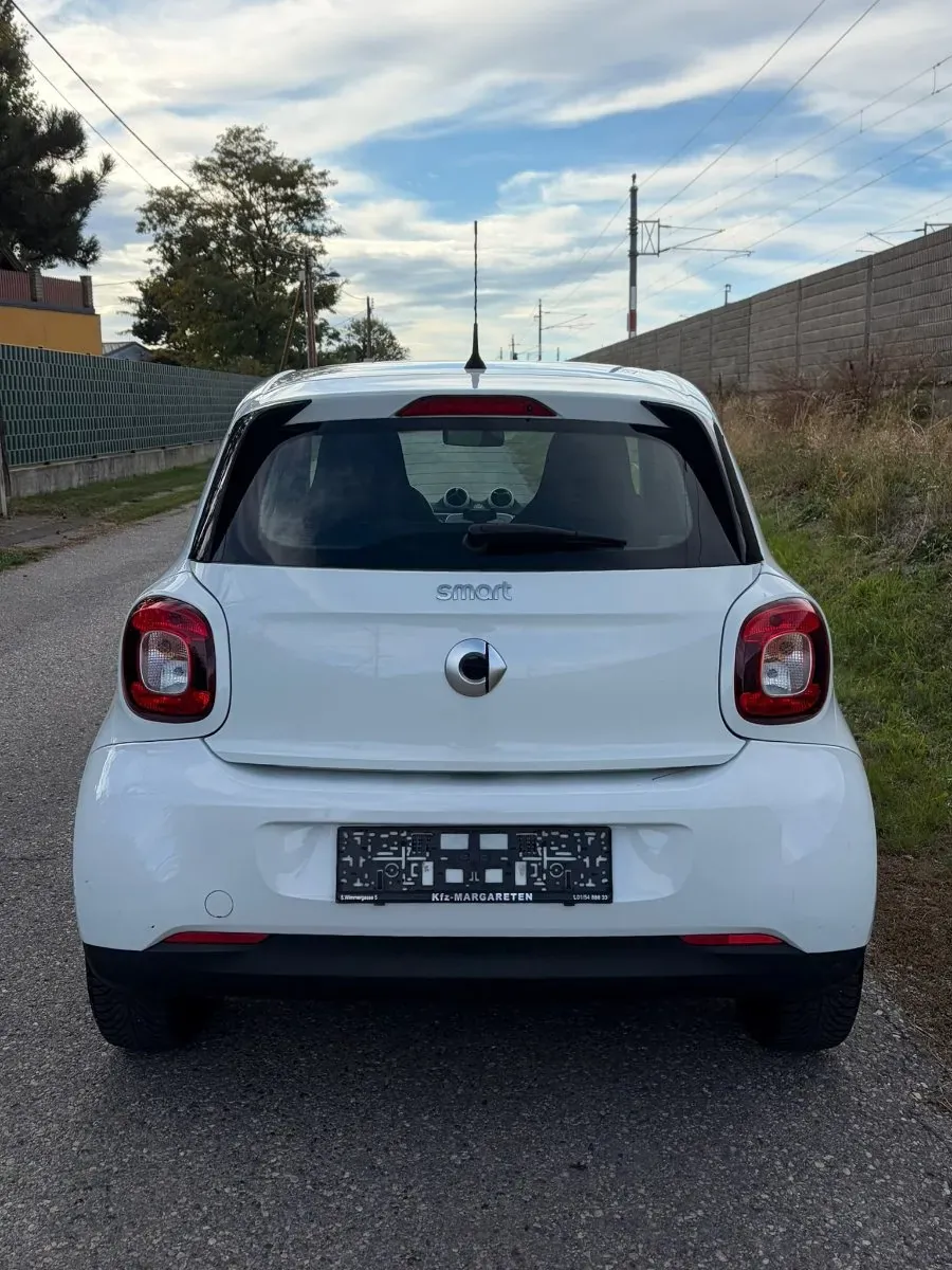 Smart Forfour 2014 photo 2