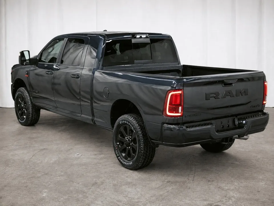 Ram 3500 Laramie 2026 photo 4