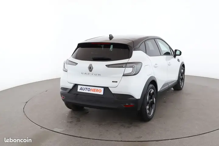 Renault Captur 2025 photo 3