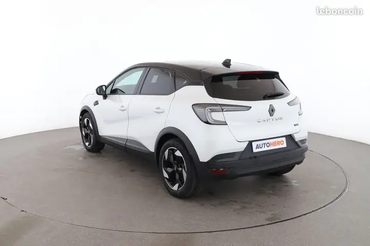 Renault Captur 2025 photo 2
