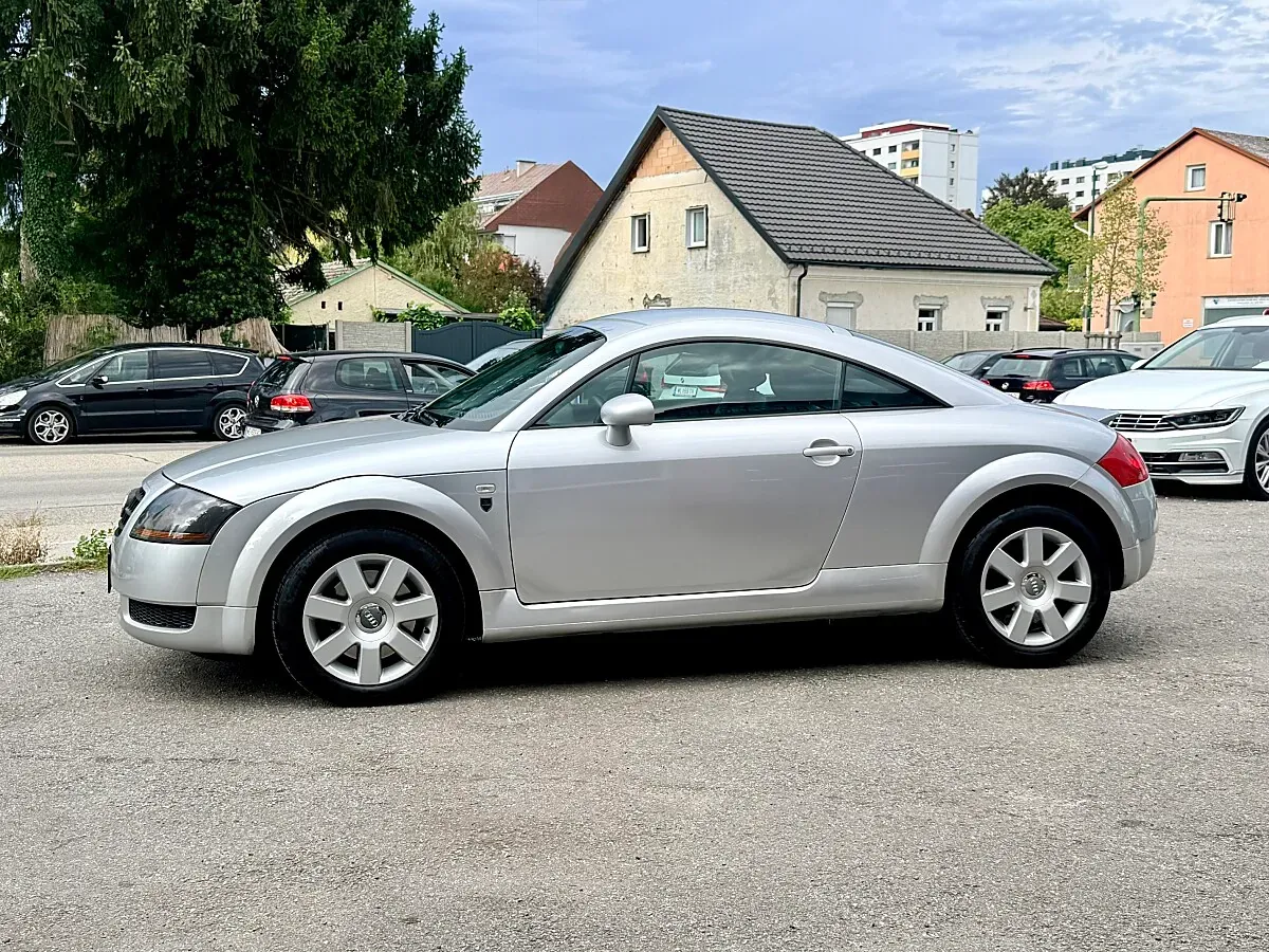 Audi Tt 2004 photo 2