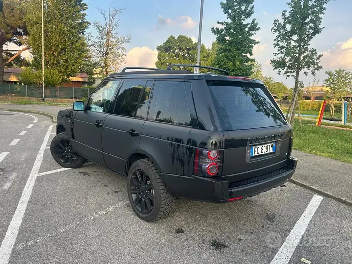 Land Rover Range Rover 2010 photo 3