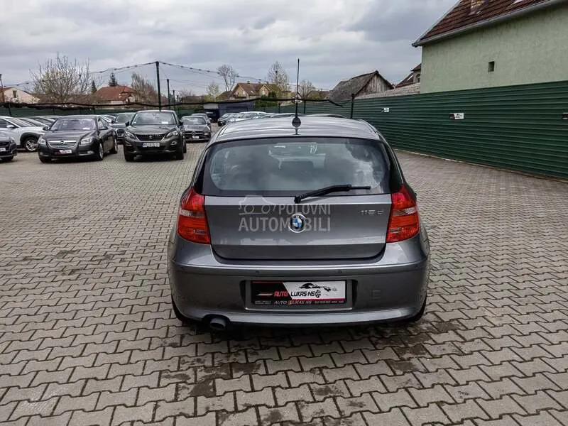 BMW 1 Series 2010 photo 5