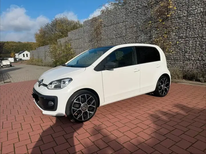 Volkswagen Up