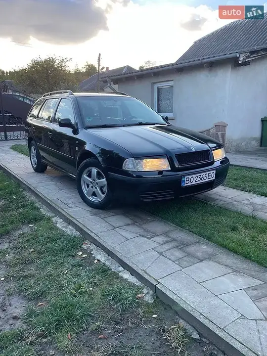 Skoda Octavia 2001 photo 3