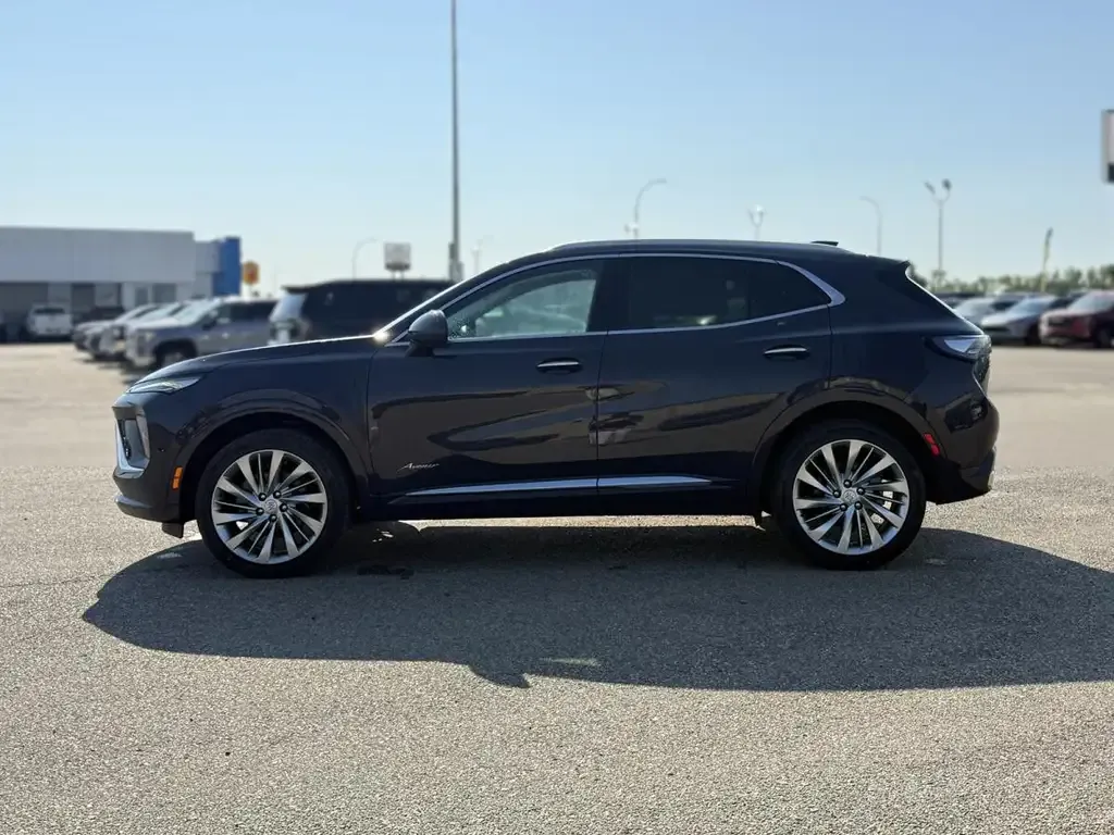 Buick Envision 2026 photo 3
