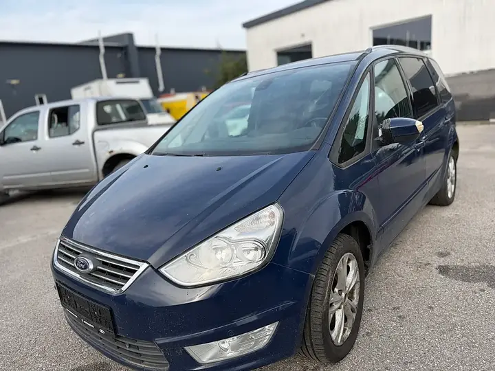 Ford Galaxy 2012 photo 2