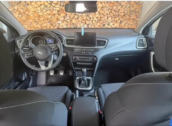 Kia Ceed 2019 photo 3