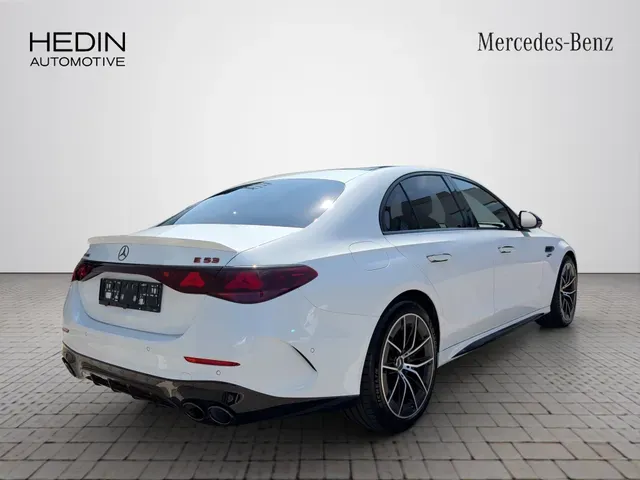 Mercedes-Benz E-Class 2025 photo 4