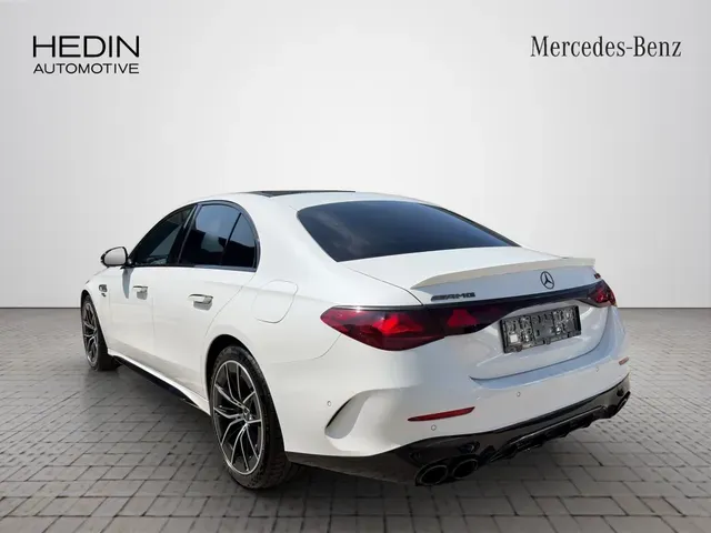 Mercedes-Benz E-Class 2025 photo 2