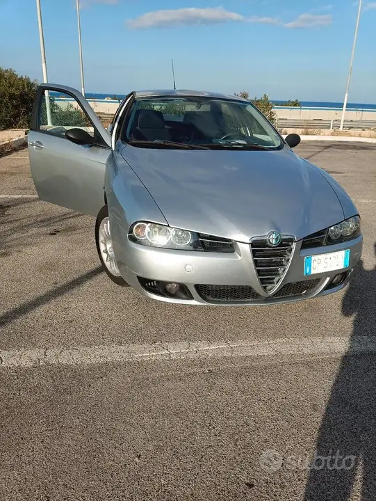 Alfa Romeo 156 2004 photo 4
