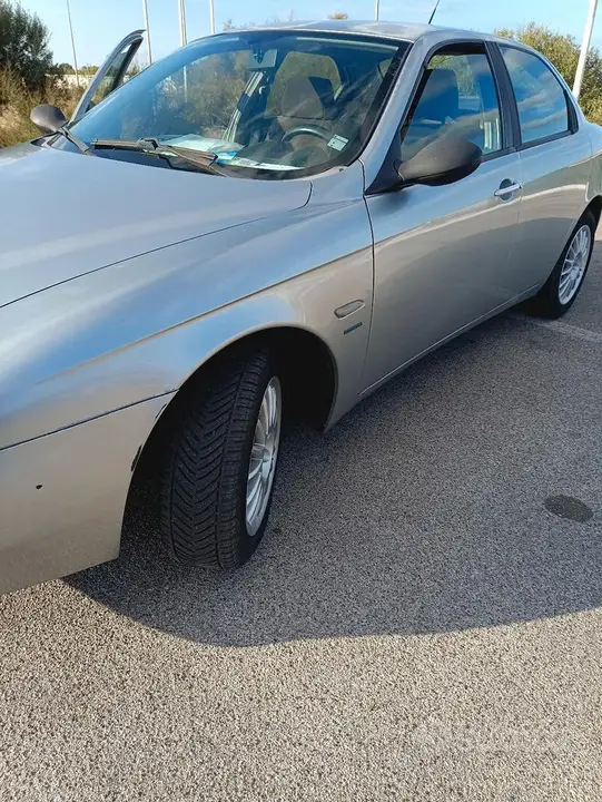 Alfa Romeo 156 2004 photo 2