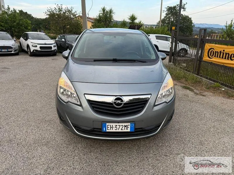 Opel Meriva 2011 photo 2