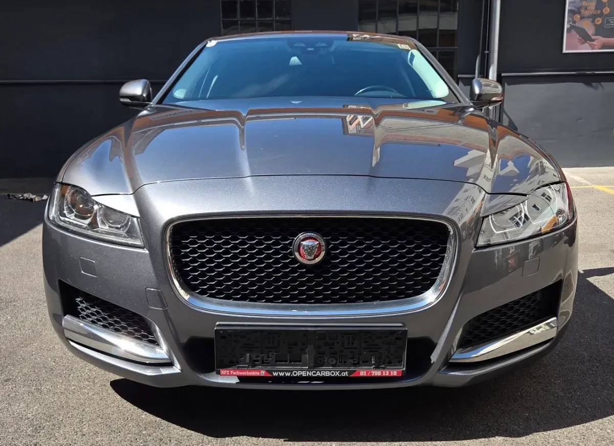 Jaguar Xf
