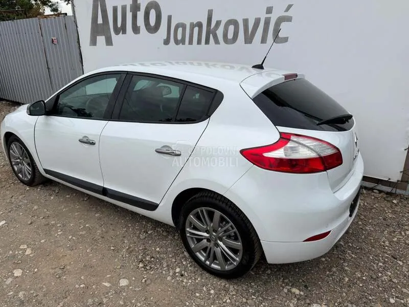 Renault Megane 2011 photo 4