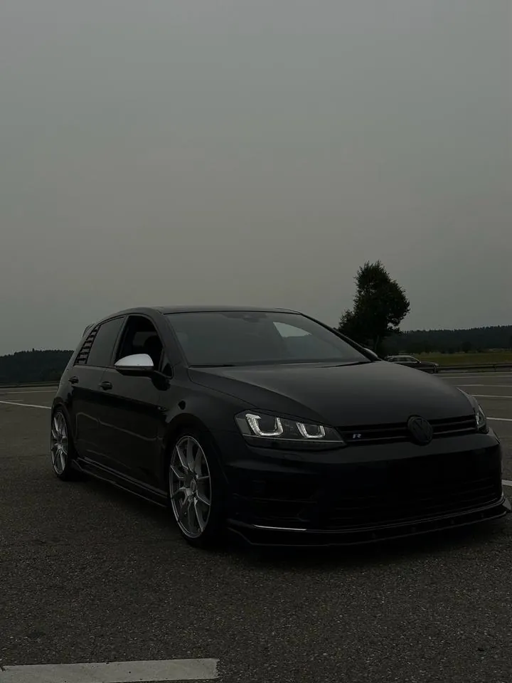 Volkswagen Golf 7 R