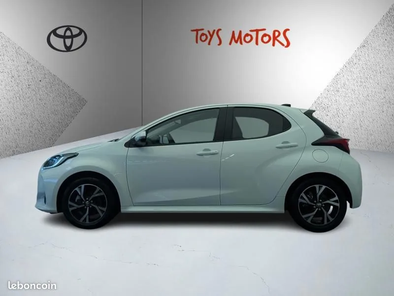 Toyota Yaris 2025 photo 3