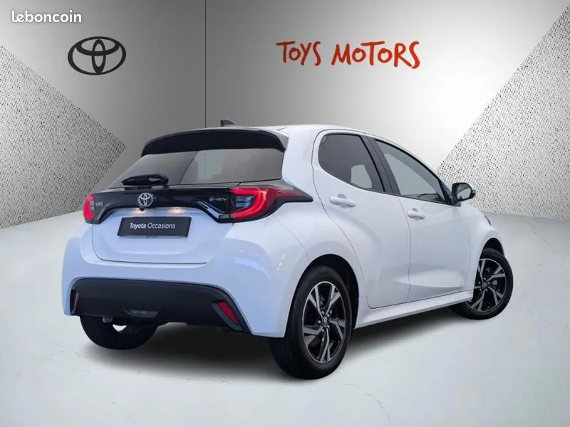 Toyota Yaris 2025 photo 5