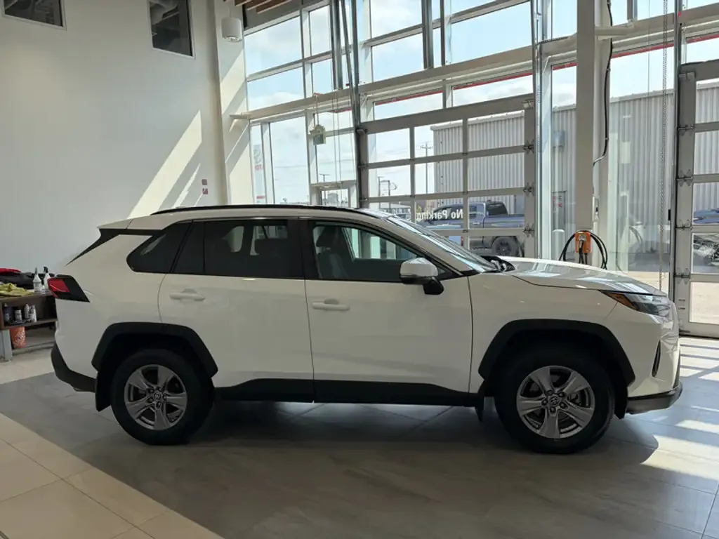 Toyota Rav4 2023 photo 5