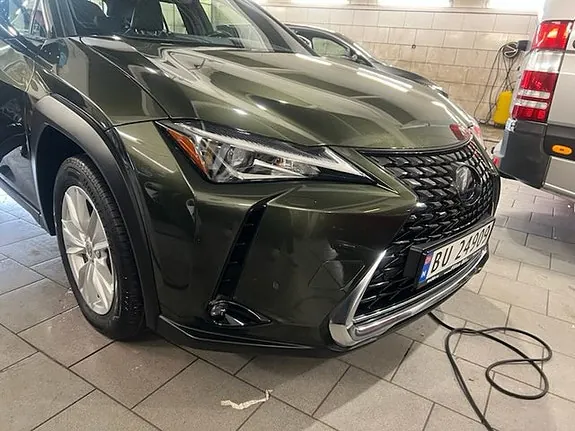 Lexus Ux250H 2021 photo 2