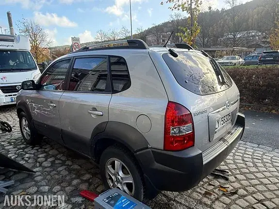 Hyundai Tucson 2005 photo 4