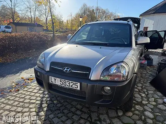 Hyundai Tucson 2005 photo 3