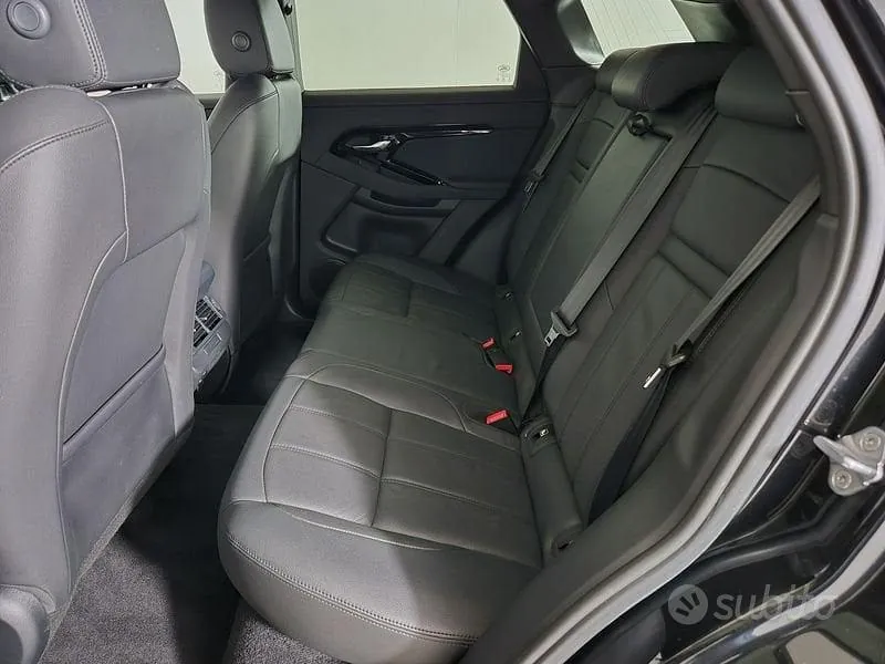Land Rover Range Rover Evoque 2024 photo 5