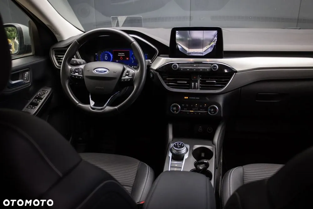 Ford Kuga 2022 photo 2