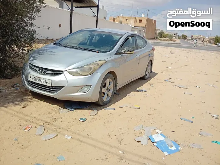 Hyundai Elantra 2012 photo 2