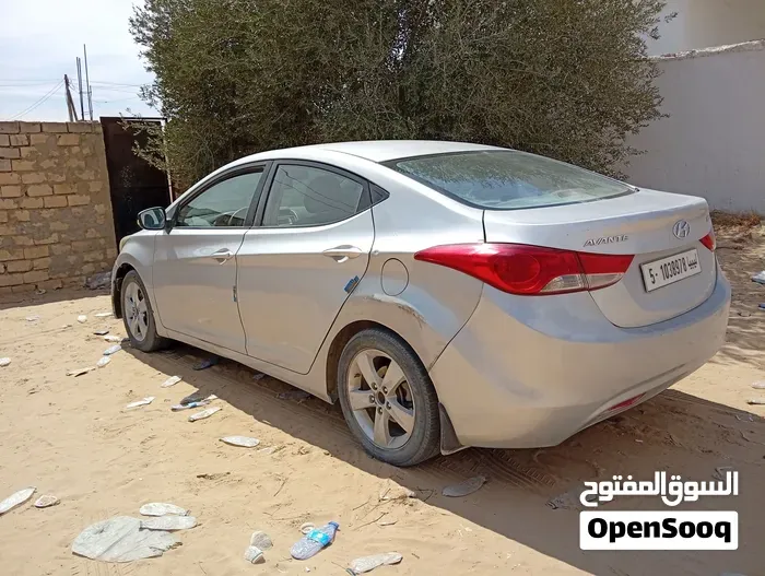 Hyundai Elantra 2012 photo 4