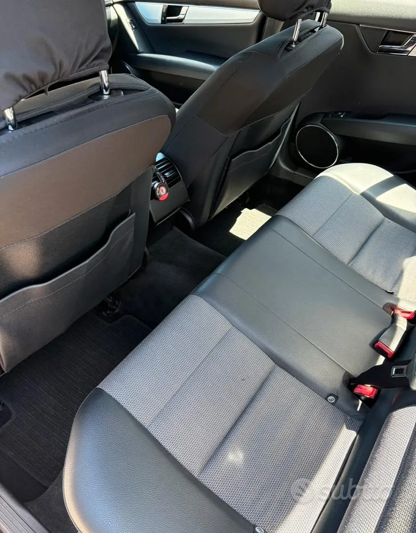 Mercedes-Benz C-Class 2010 photo 5