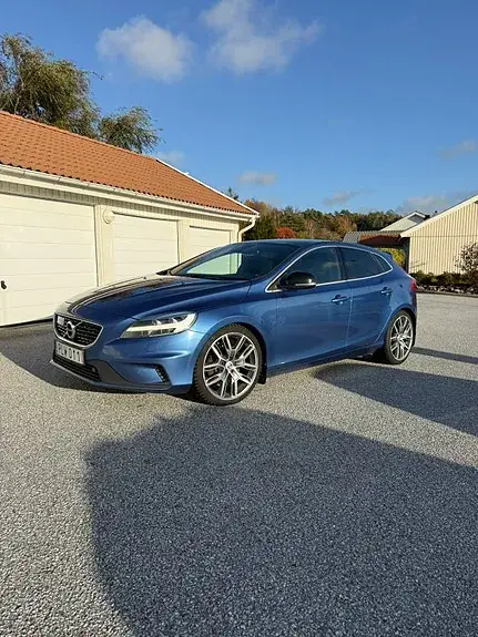 Volvo V40 2018 photo 2