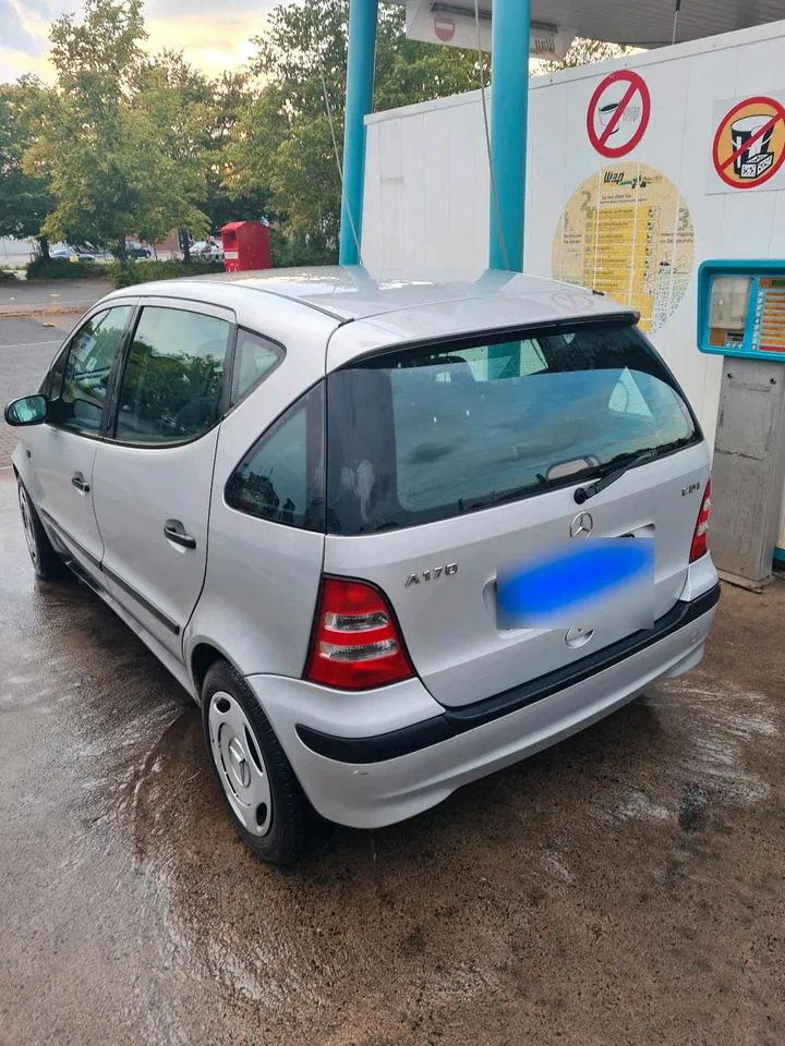 Mercedes-Benz A170