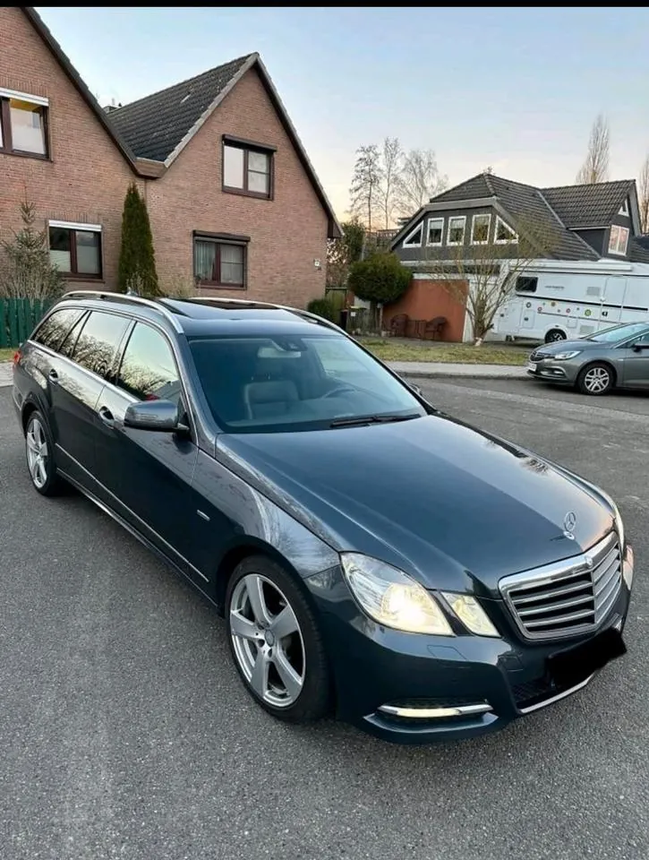 Mercedes-Benz E300