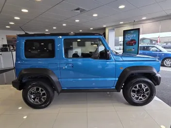 Suzuki Jimny 2025 photo 4