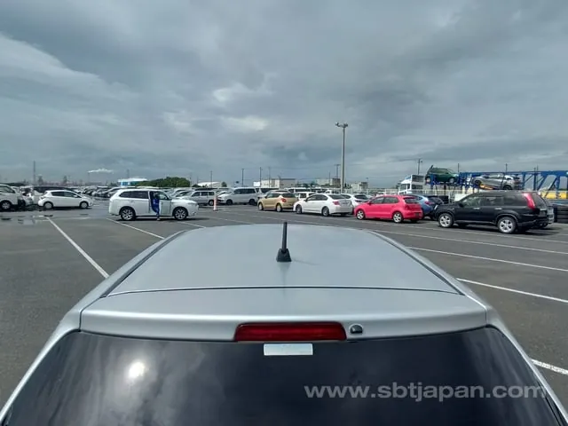 Toyota Vitz 2016 photo 5