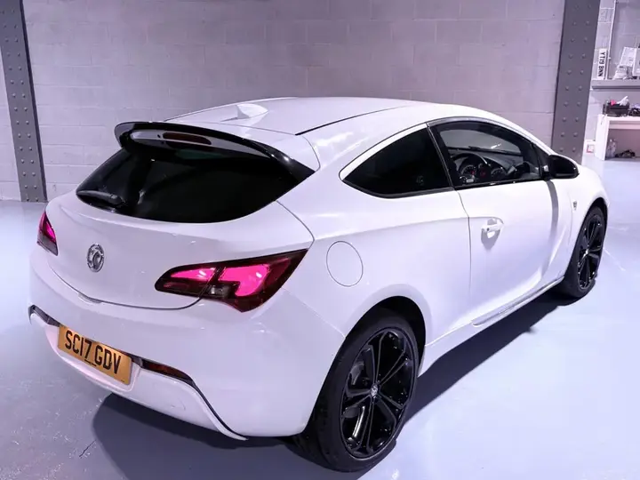 Vauxhall Astra Gtc 2017 photo 4