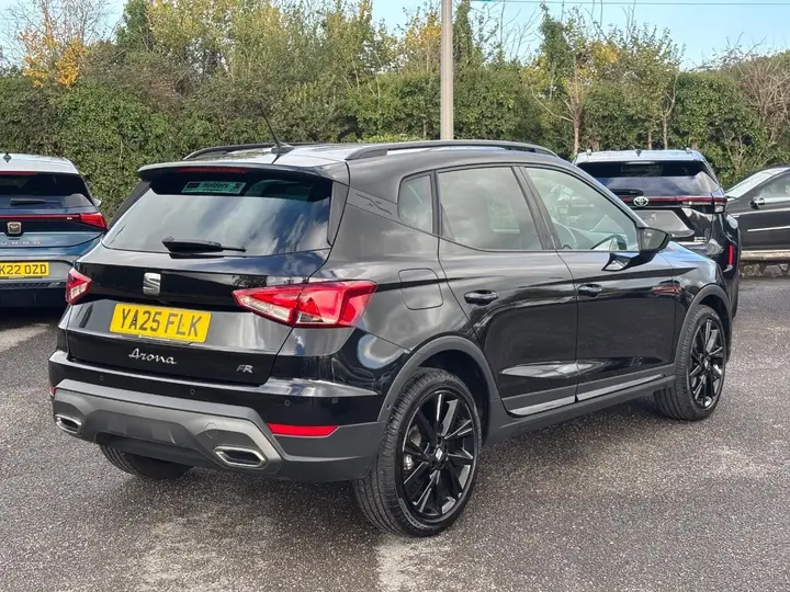 Seat Arona 2025 photo 3